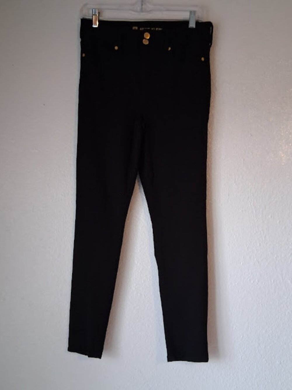 Anne Klein women's size 10 black skinny stretch pants
